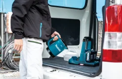 Makita 40V slagboremaskinesæt, inkl. batterier og ekstra varer