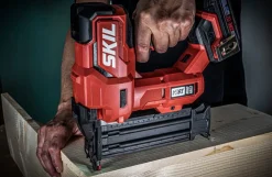 SKIL sømpistol 3885CA til 20V